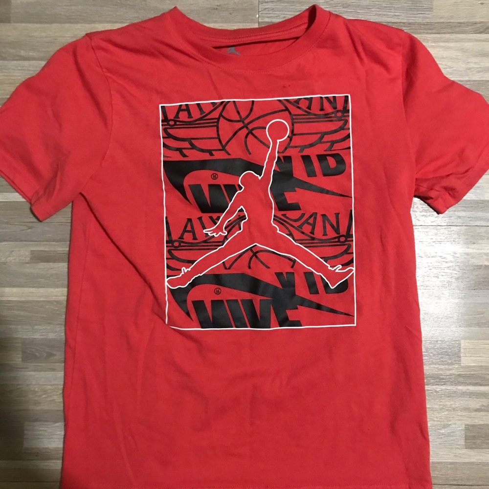 Boys t-shirt. NOT PART OF SALE. NEW LISTING.